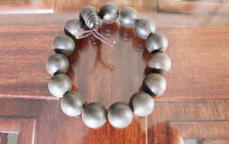 南通琦虎紅木工藝品廠 專注紅木雕刻手佛珠，廠家直銷，定制批發